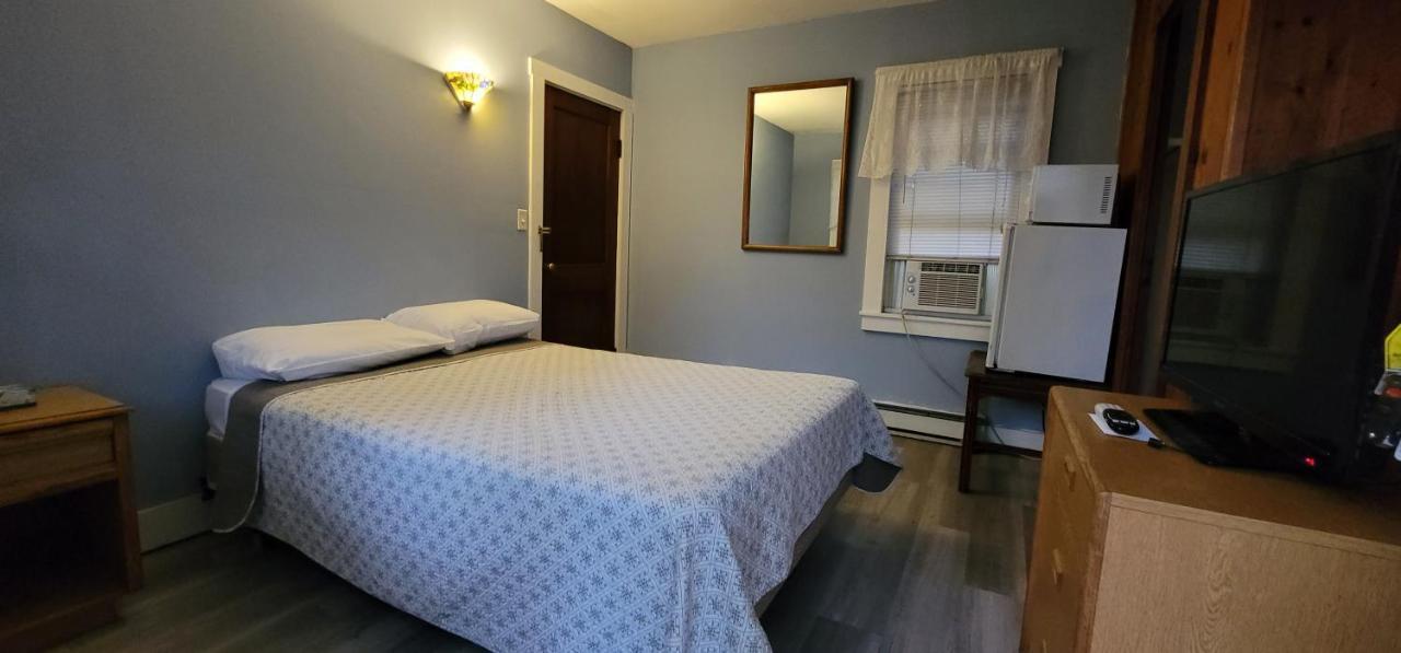 ويلز The Tallwood Motel المظهر الخارجي الصورة