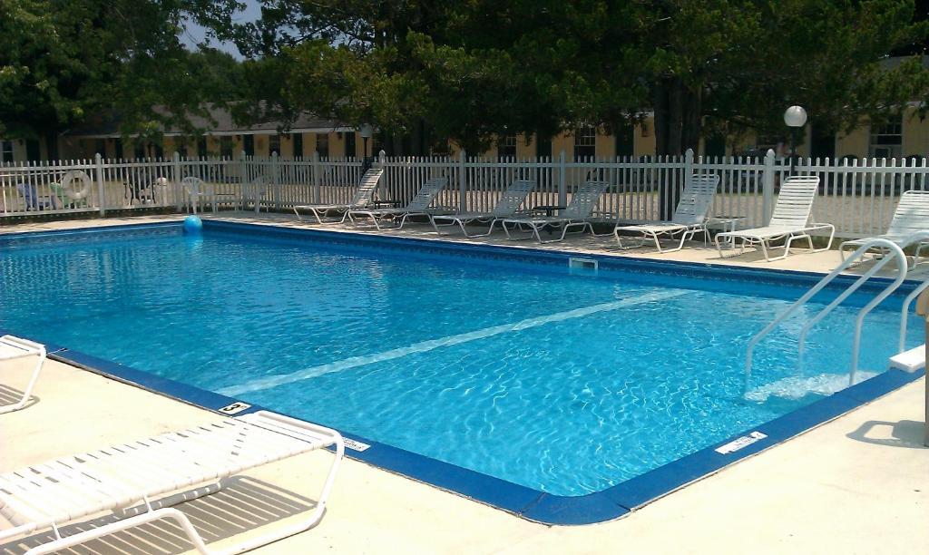 ويلز The Tallwood Motel الغرفة الصورة