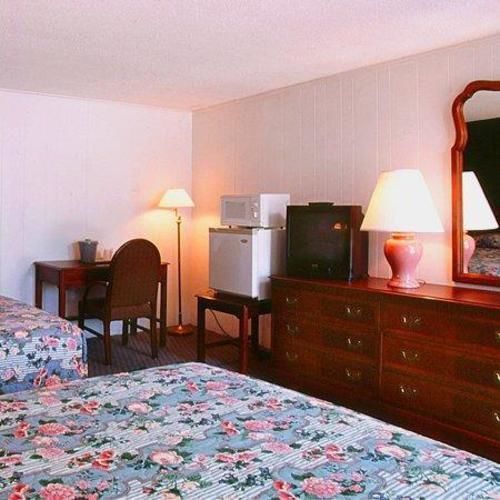 ويلز The Tallwood Motel الغرفة الصورة