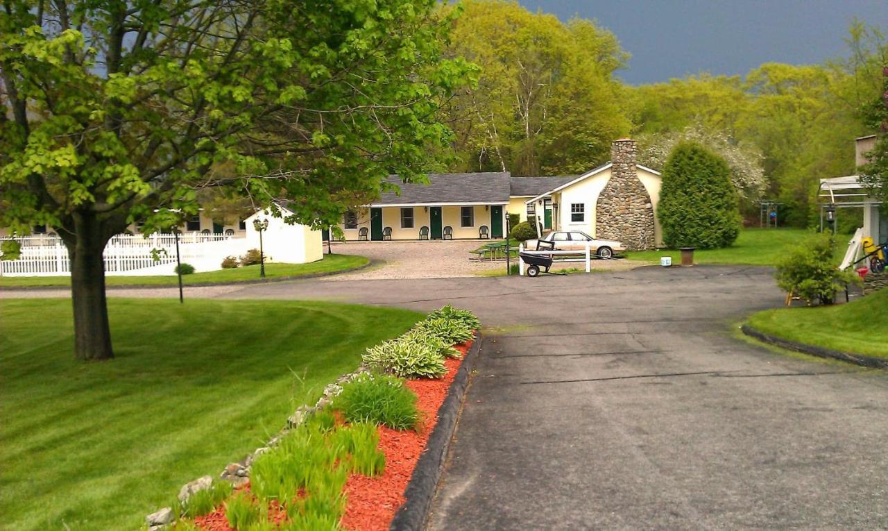 ويلز The Tallwood Motel المظهر الخارجي الصورة